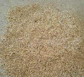 生物质三合粉固体燃料利用松木粉及其生产工艺